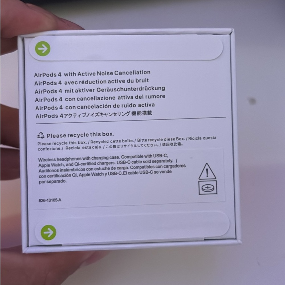Apple White AirPods Wireless Headset - Picture 2 of 3